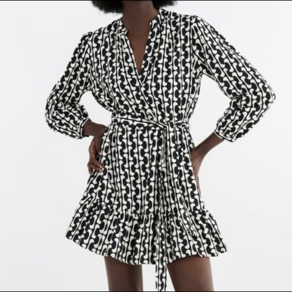 Zara Black and White Printed Mini Dress